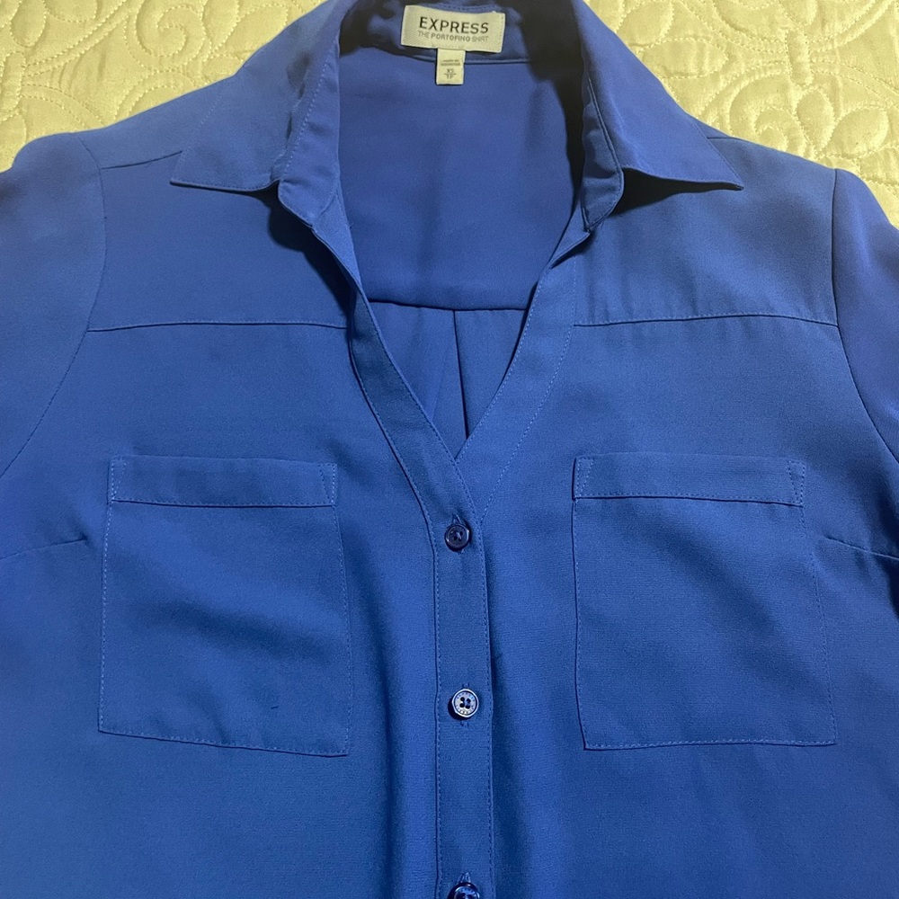 Beautiful cobalt blue Express Portofino blouse. Preowned in great condition.
